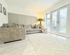 Photo 11- click for photo gallery